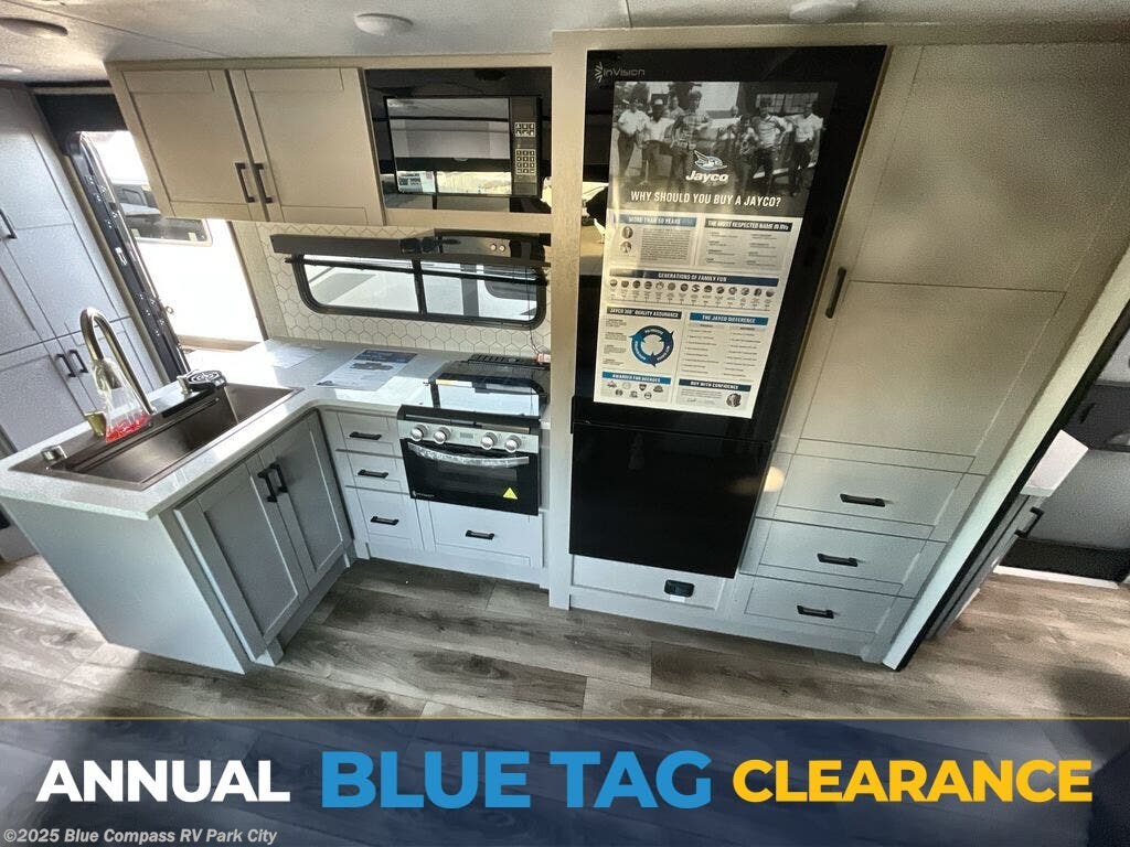 New 2026 Jayco Jay Feather 29BHB available in Park City, Kansas