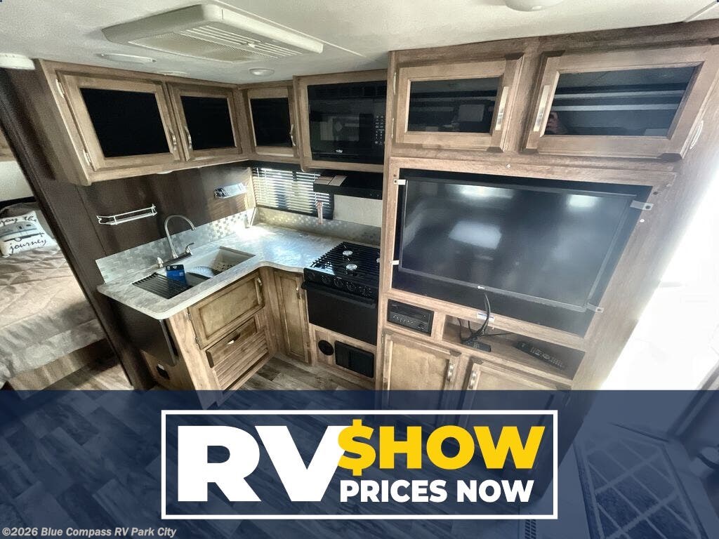 Used 2020 Jayco Jay Feather 22RB available in Park City, Kansas