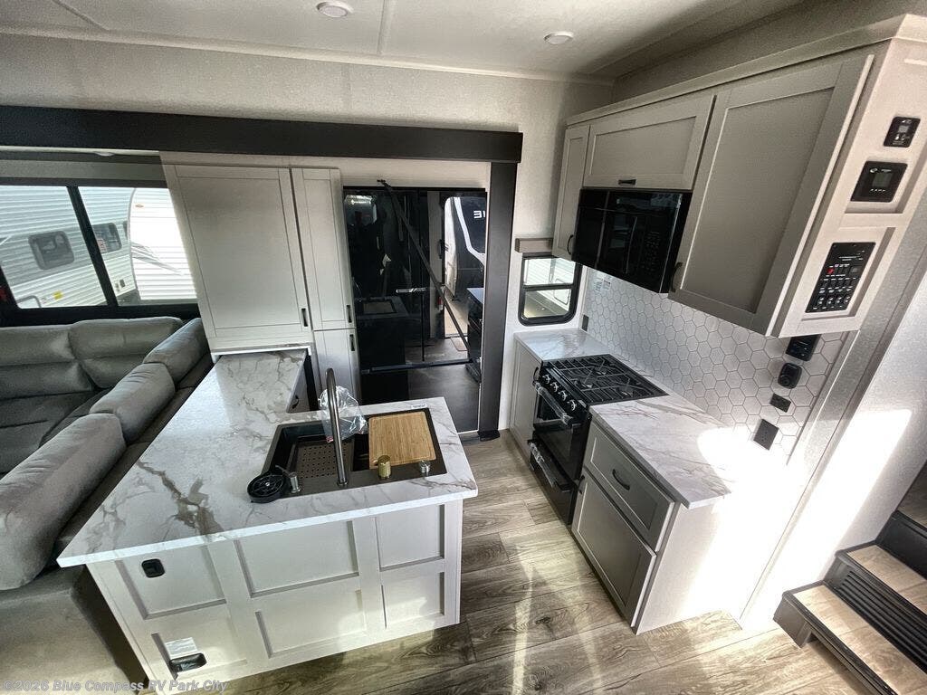 New 2026 Jayco Seismic 395 available in Park City, Kansas