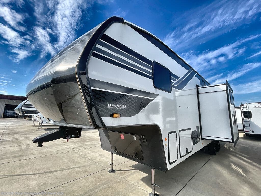 New 2026 Grand Design Reflection 324MBS available in Park City, Kansas