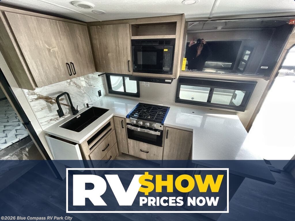 New 2026 Grand Design Imagine 2470BH available in Park City, Kansas