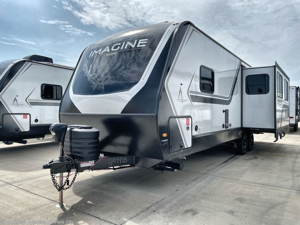 New 2026 Grand Design Imagine 2670MK available in Park City, Kansas