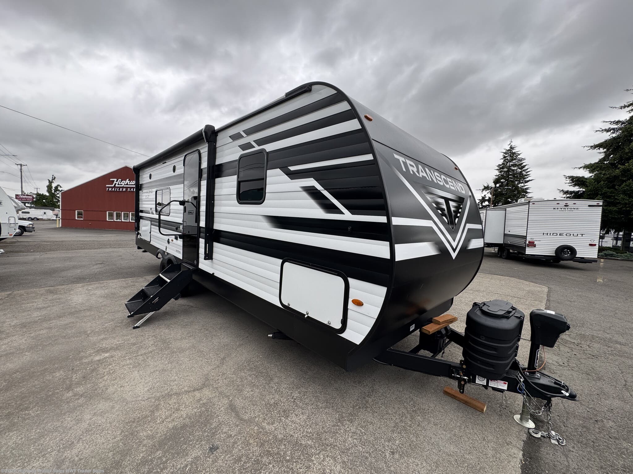 Used 2024 Grand Design Transcend Xplor 261BH available in Salem, Oregon