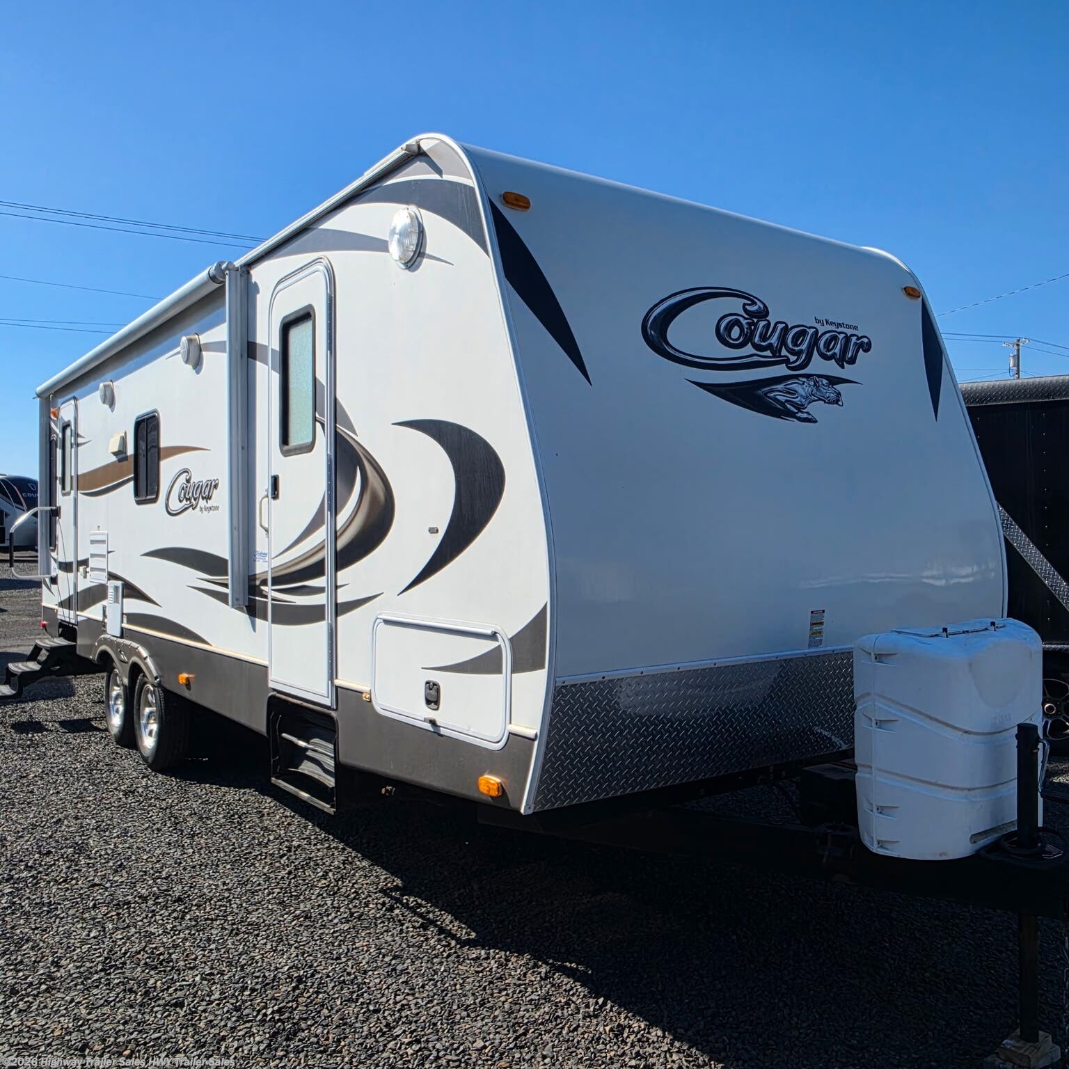 Used 2014 Keystone Cougar 25RLSWE available in Salem, Oregon