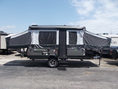 R201710790 2017 Forest River Rockwood Premier 2317g For Sale In Bridgeview Il House Of Camping