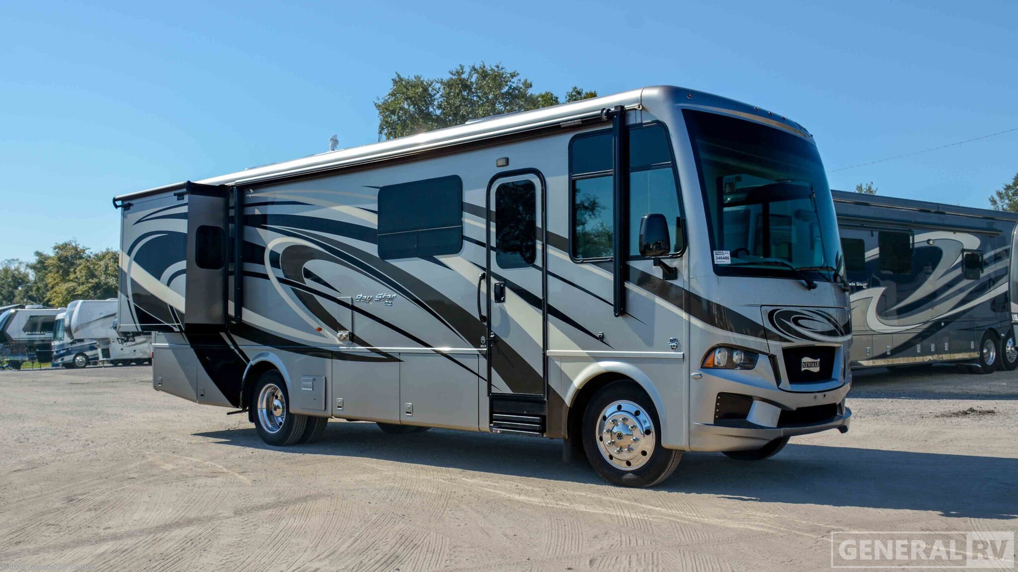 Used 2019 Newmar Bay Star 3014 available in Winter Garden, Florida