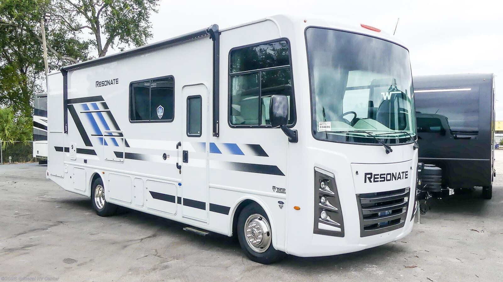 New 2026 Thor Motor Coach Resonate 29D available in Winter Garden, Florida