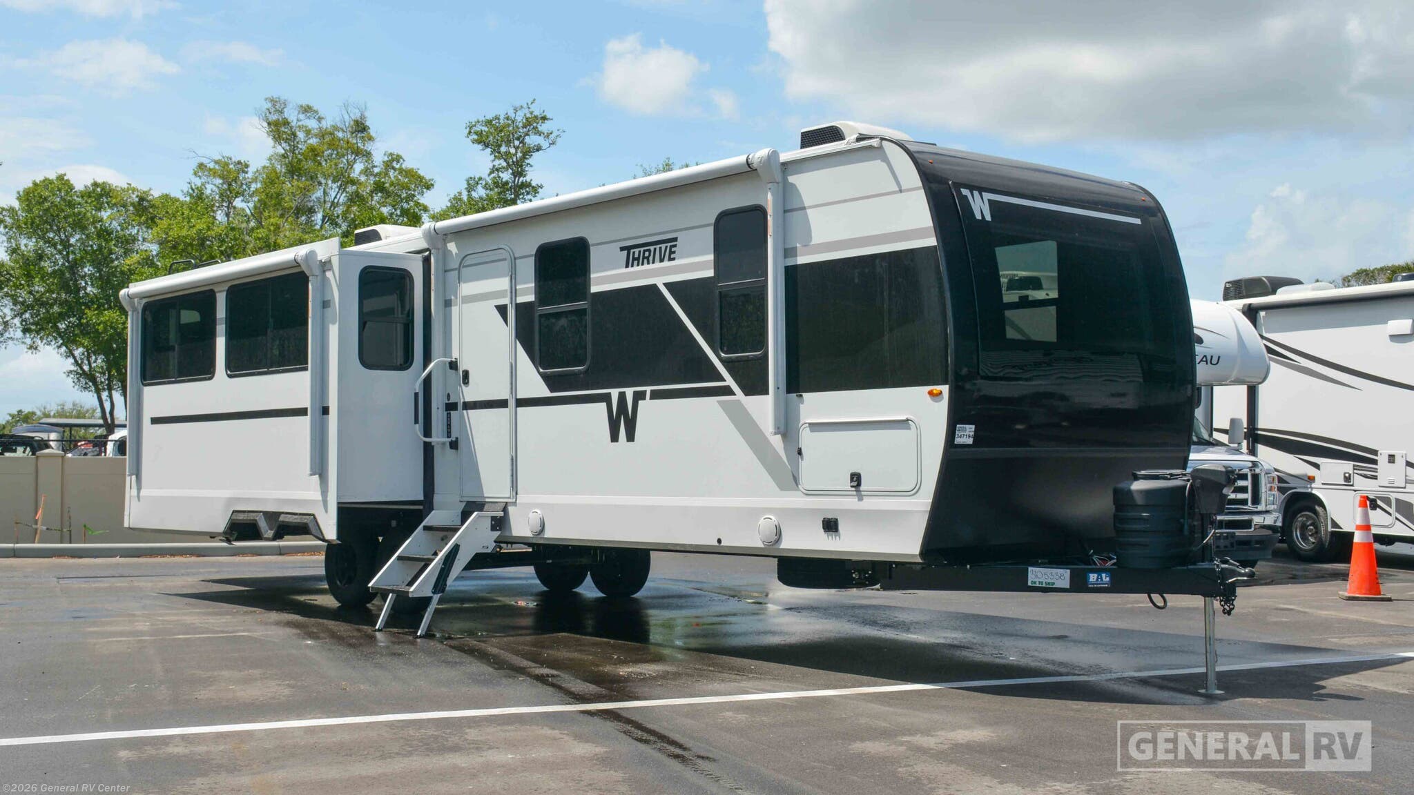 New 2026 Winnebago Thrive 29RLO available in Winter Garden, Florida