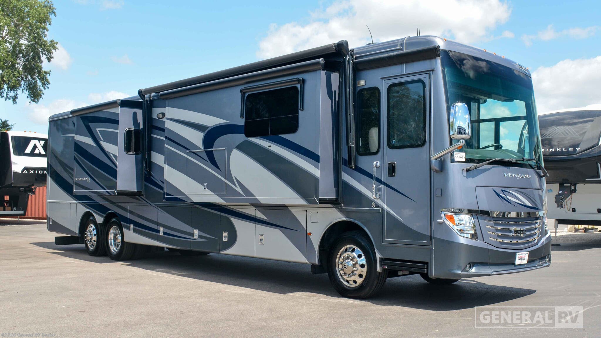 Used 2019 Newmar Ventana 4369 available in Winter Garden, Florida
