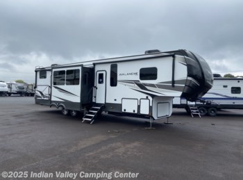 New 2022 Keystone Avalanche 378BH available in Souderton, Pennsylvania