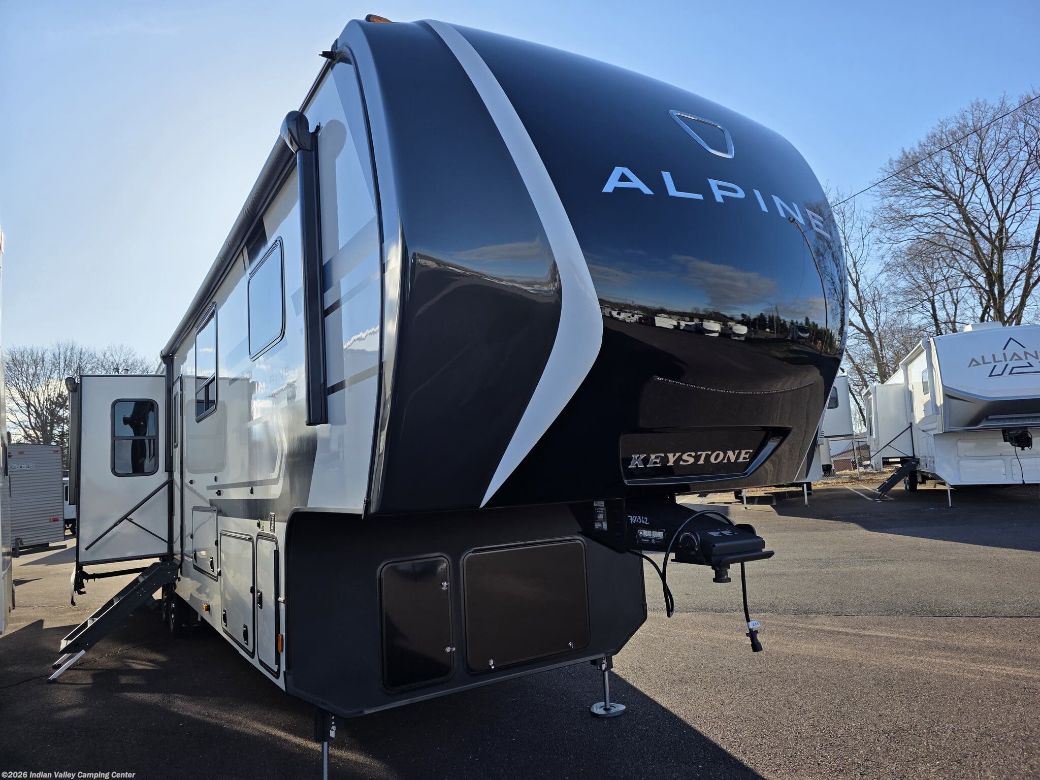 New 2026 Keystone Alpine Avalanche Edition 379MB available in Souderton, Pennsylvania