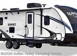 Used 2018 CrossRoads Sunset Trail Super Lite SS-331BH available in Souderton, Pennsylvania