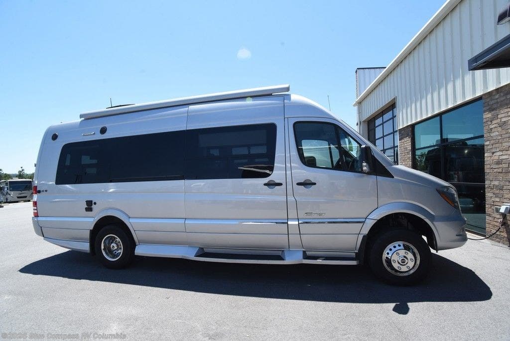 2018 Winnebago Era 70X