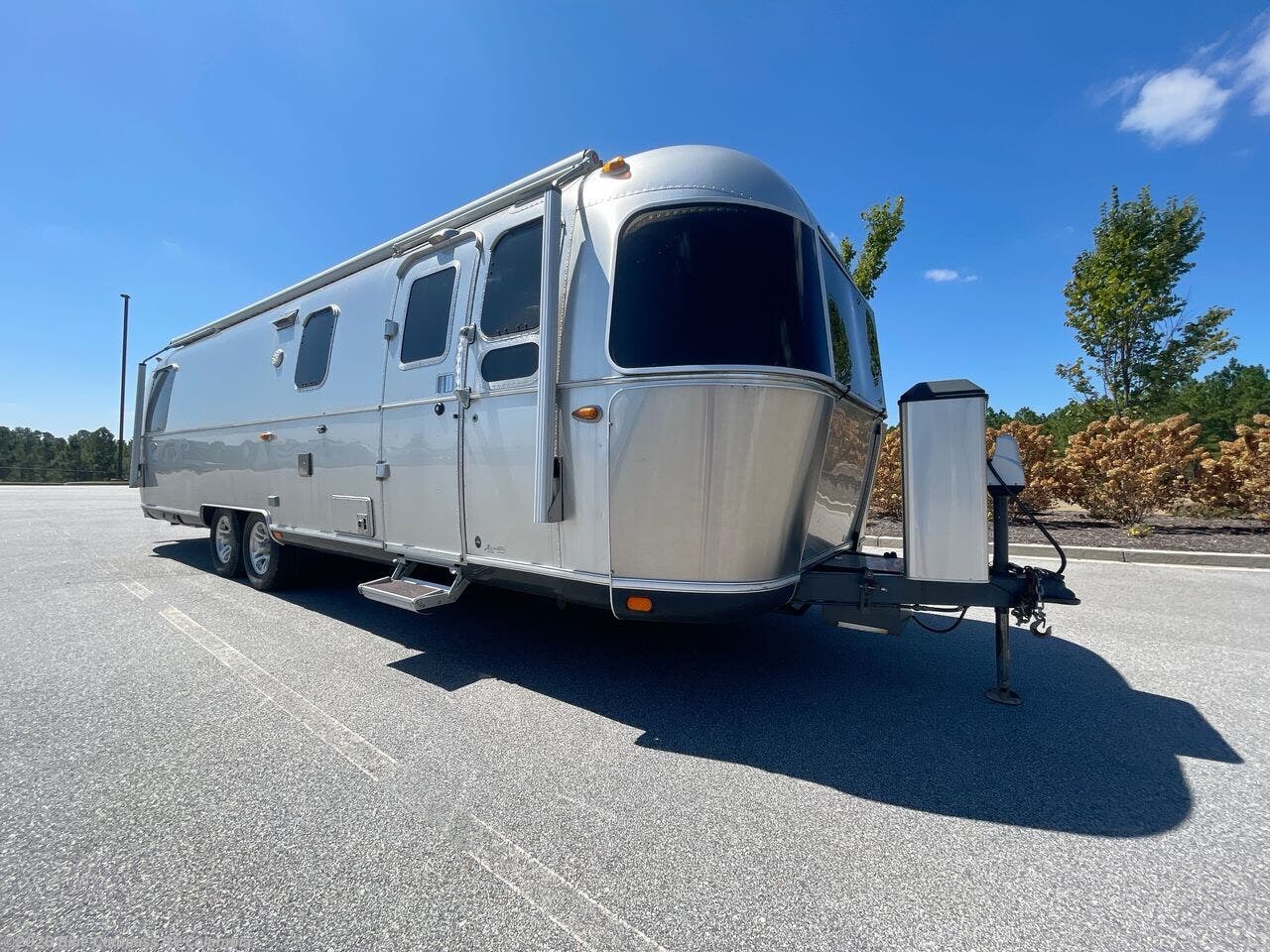 Used 2016 Airstream Classic 30 available in Lexington, South Carolina