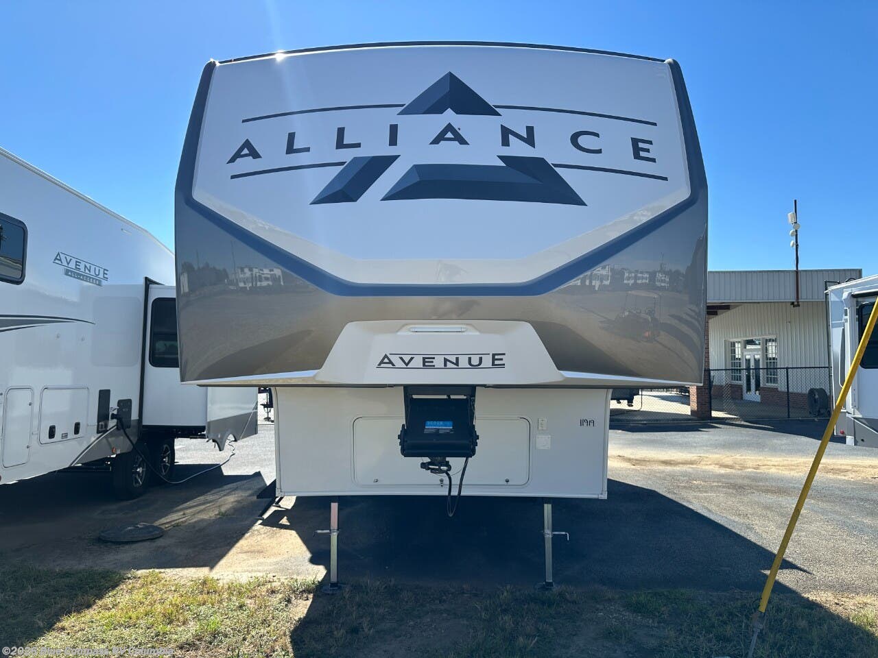 New 2026 Alliance RV Valor All-Access 32A10 available in Lexington, South Carolina