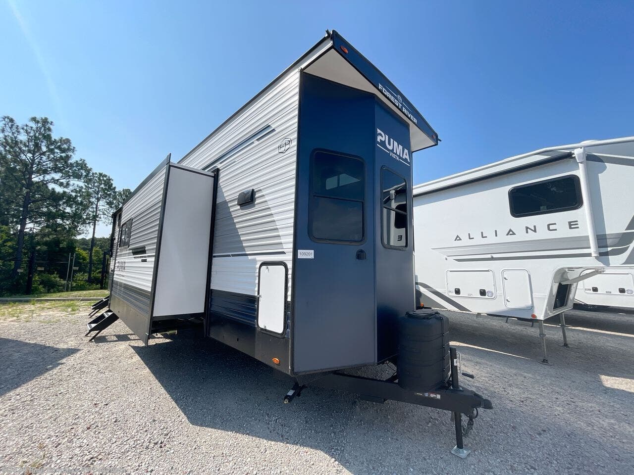New 2026 Forest River Puma Vista 403LFT available in Lexington, South Carolina