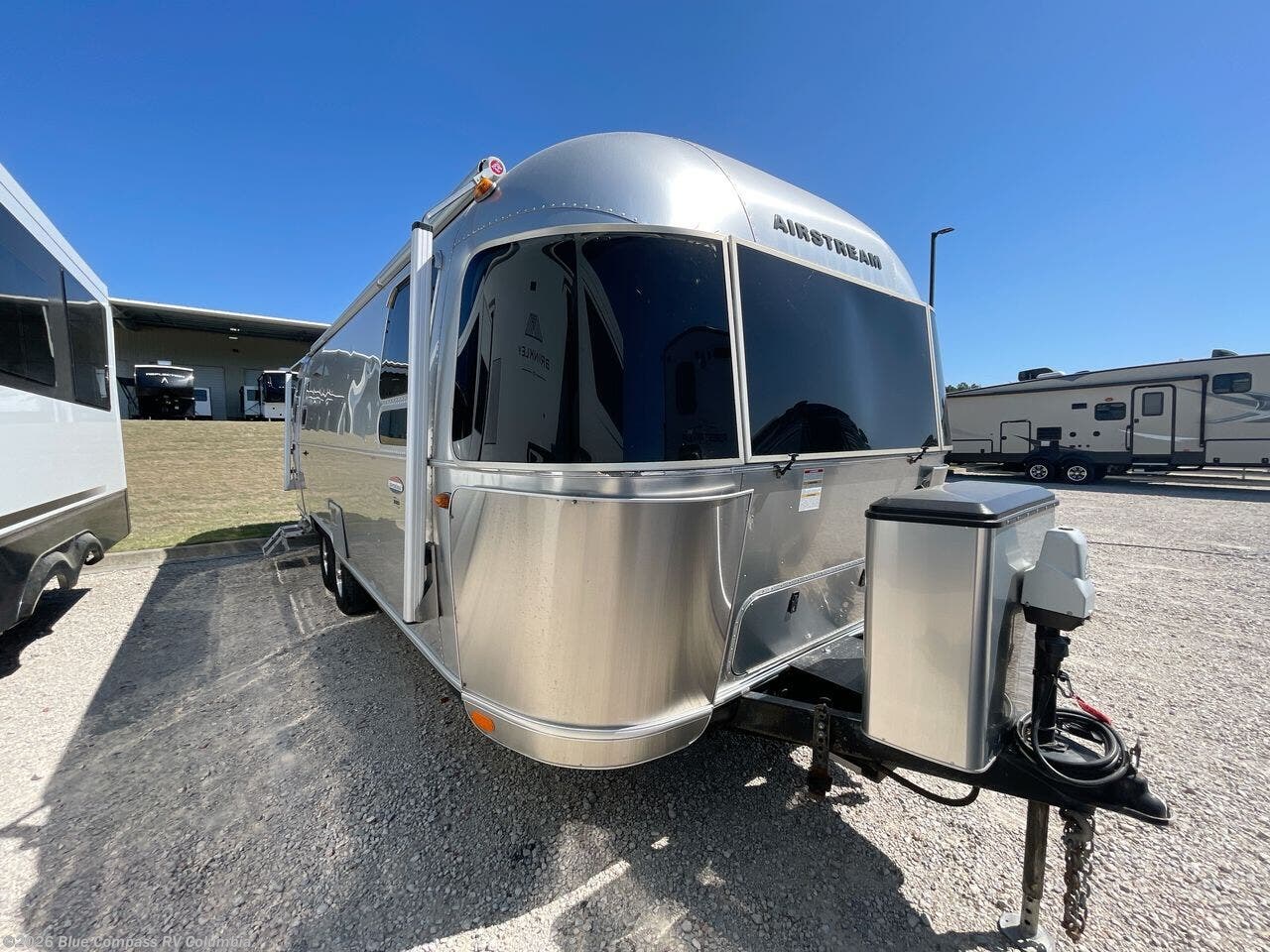 Used 2019 Airstream International 27FBQ available in Lexington, South Carolina