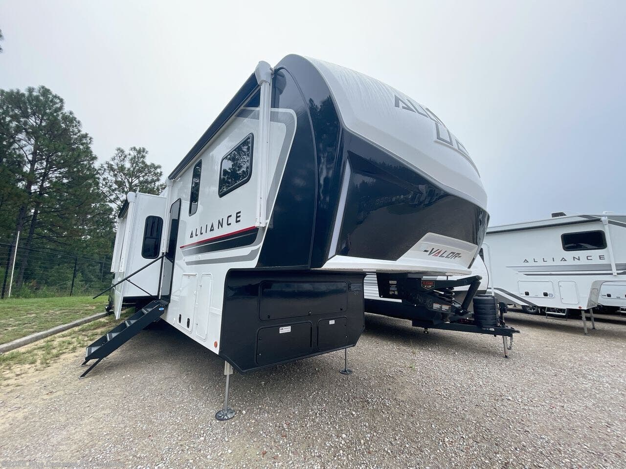New 2027 Alliance RV Valor 37V11 available in Lexington, South Carolina