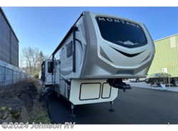 Used 2019 Keystone Montana 3810MS available in Sandy, Oregon