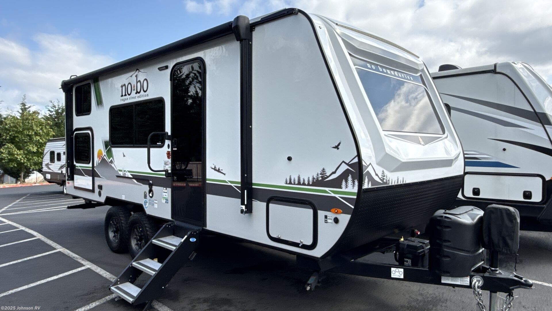 Used 2024 Forest River No Boundaries 19 Series NB19.3 available in Sandy, Oregon