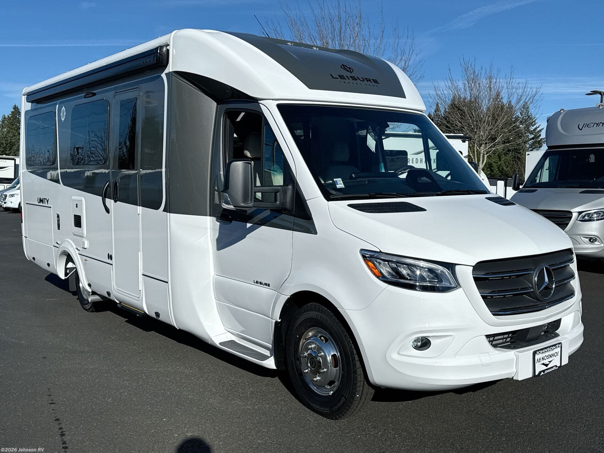 New 2026 Leisure Travel Unity U24CB available in Sandy, Oregon