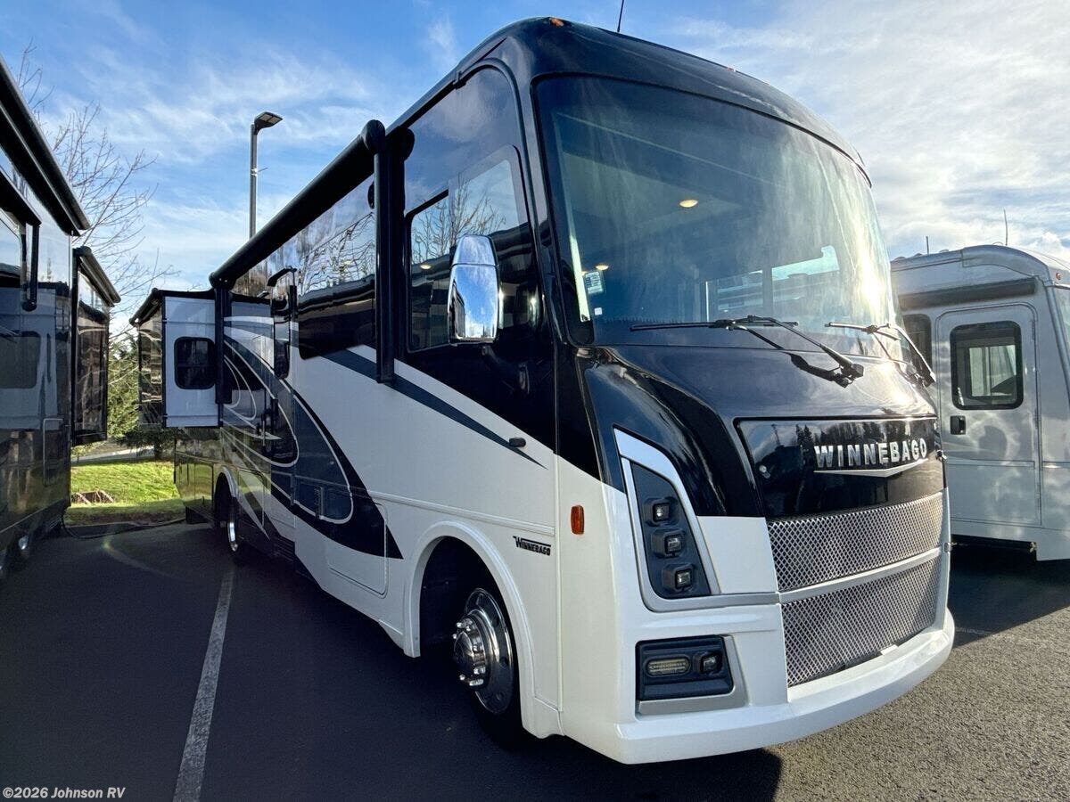 Used 2023 Winnebago Sunstar 33K available in Sandy, Oregon