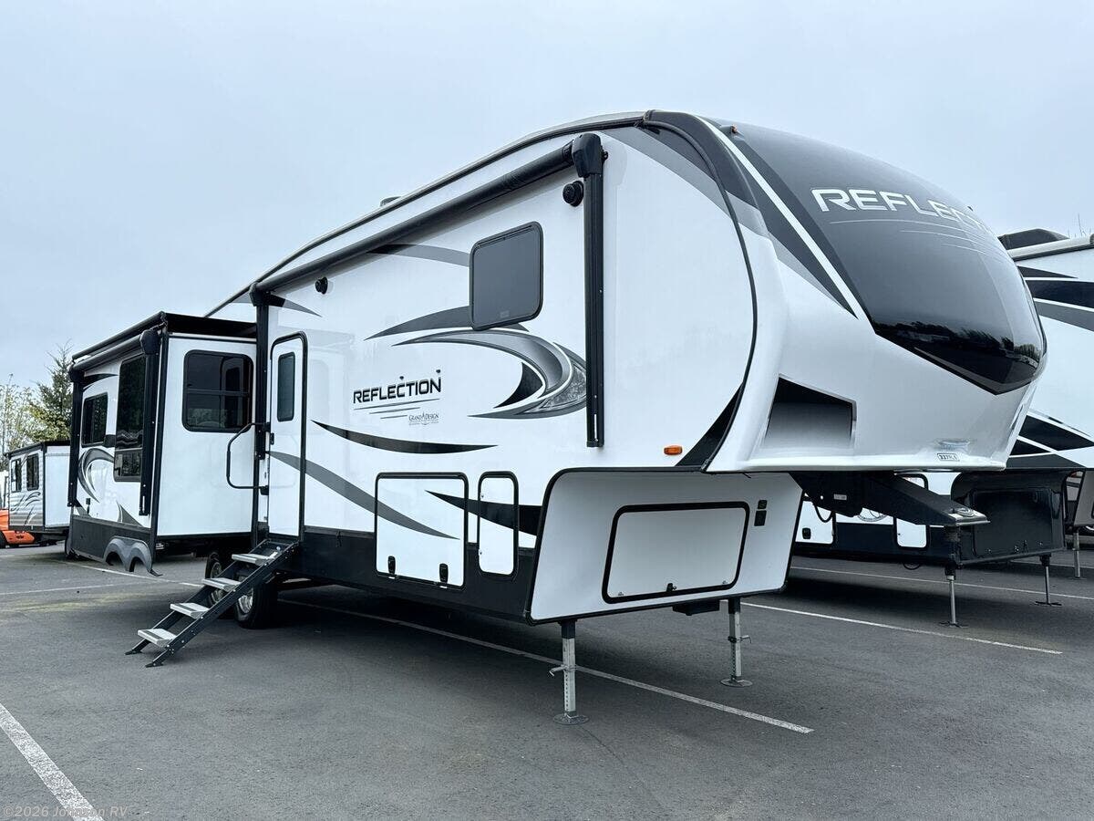 Used 2021 Grand Design Reflection 337RLS available in Sandy, Oregon