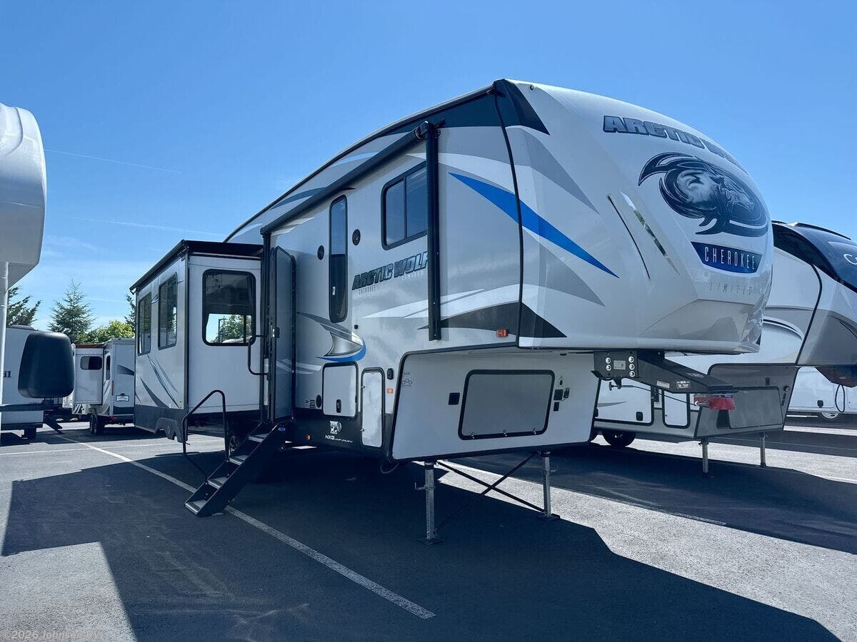 Used 2020 Forest River Cherokee Arctic Wolf 291RL available in Sandy, Oregon