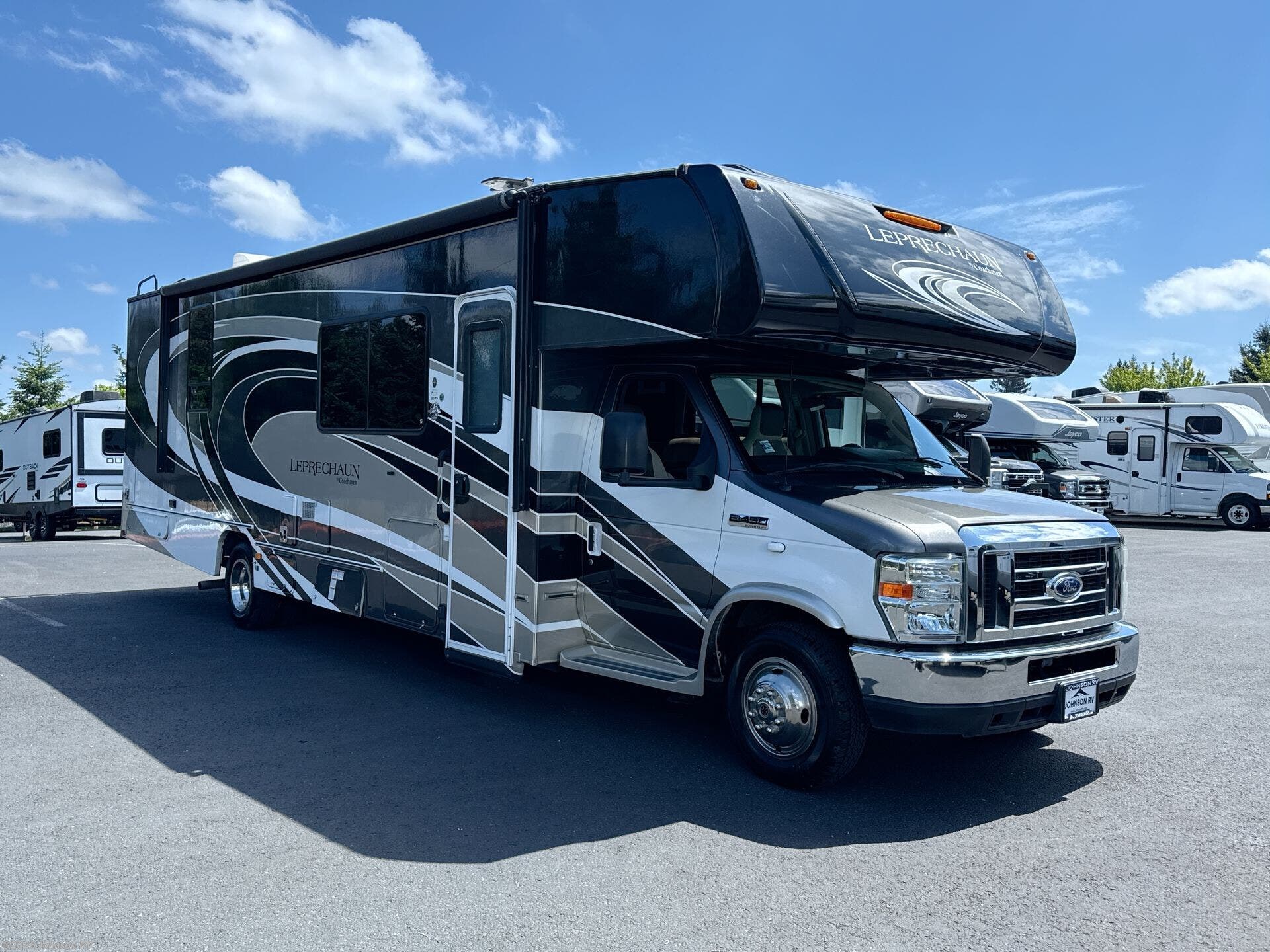 Used 2017 Coachmen Leprechaun 311FS available in Sandy, Oregon