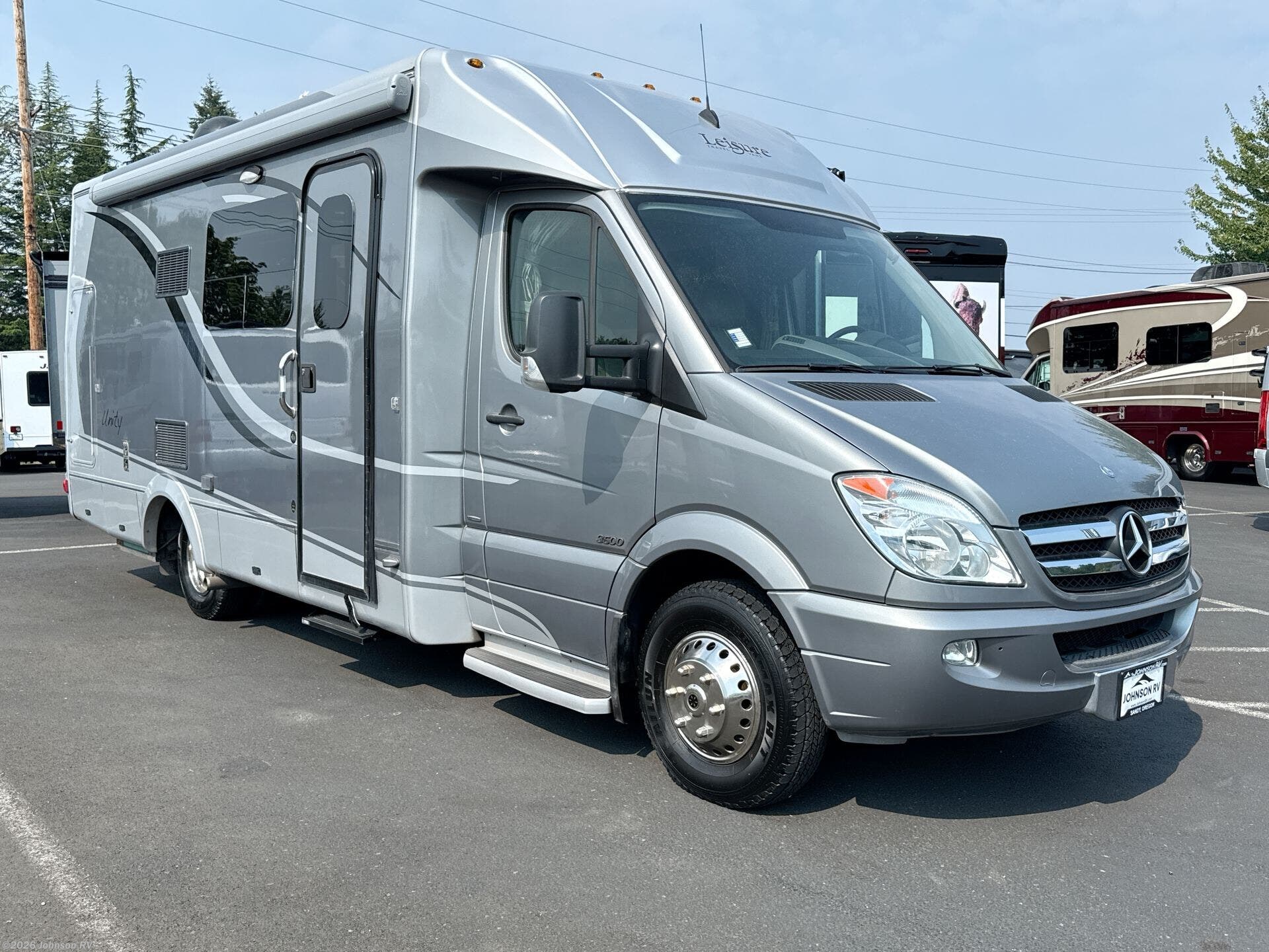 Used 2013 Leisure Travel Unity 24MB available in Sandy, Oregon