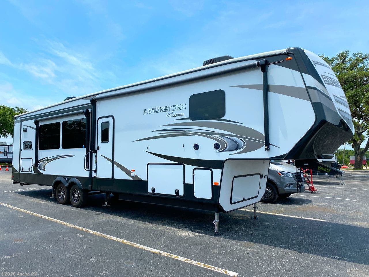 2021 Coachmen Brookstone 374RK