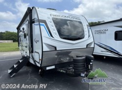 New 2023 Coachmen Freedom Express Ultra Lite 238BHS available in Boerne, Texas