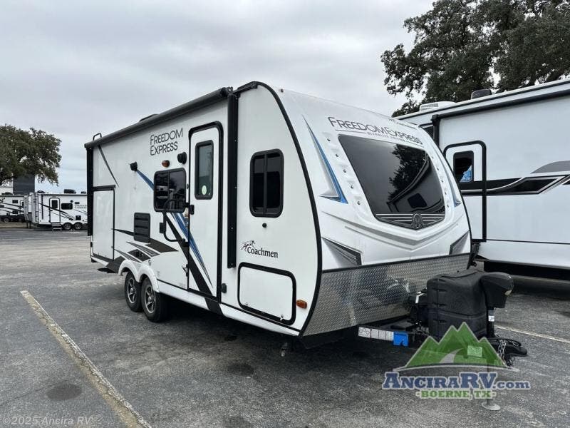 Used 2020 Coachmen Freedom Express Ultra Lite 195RBS available in Boerne, Texas