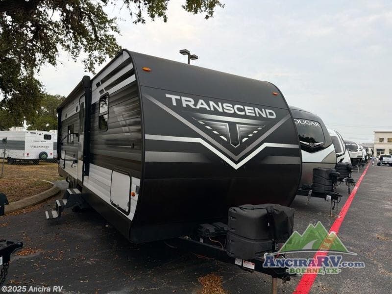 Used 2022 Grand Design Transcend Xplor 261BH available in Boerne, Texas