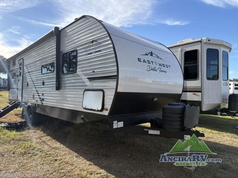 Used 2024 East to West Della Terra 262BH available in Boerne, Texas