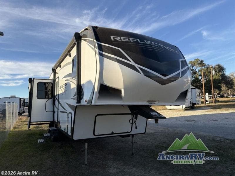 Used 2021 Grand Design Reflection 303RLS available in Boerne, Texas