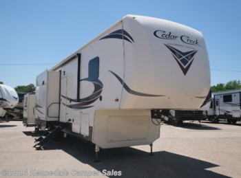 Used 2020 Forest River Cedar Creek Silverback 35LFT available in Kennedale, Texas
