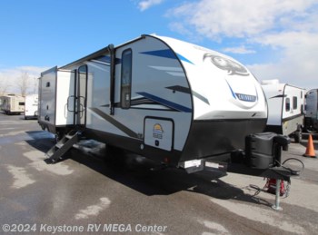 New 2022 Forest River Alpha Wolf 33BH-L available in Greencastle, Pennsylvania