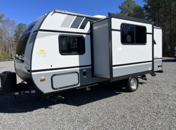 Used 2021 Coachmen Apex Nano 194BHS available in Ashland, Virginia