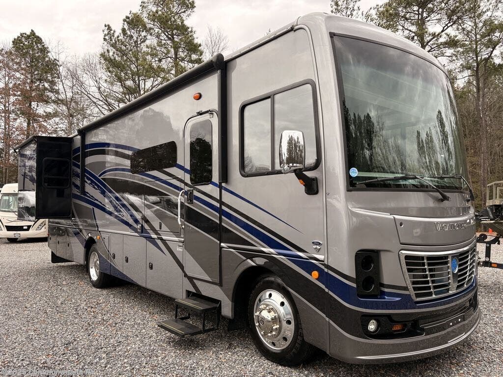 Used 2023 Holiday Rambler Vacationer 33C available in Ashland, Virginia