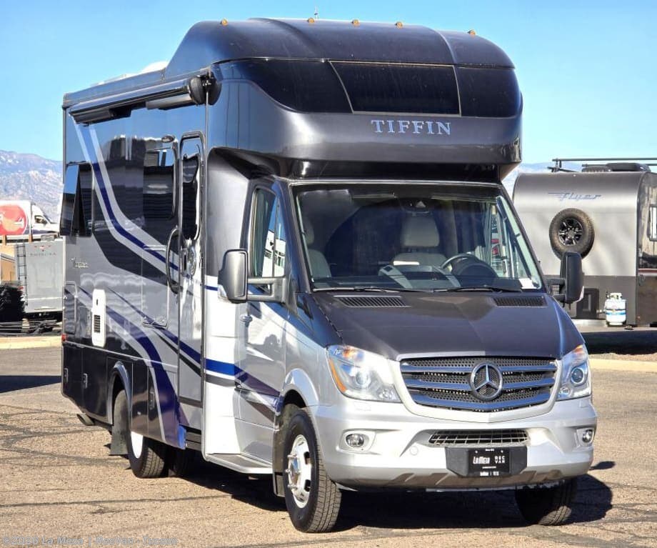 Used 2019 Tiffin Wayfarer 24TW available in Tucson, Arizona