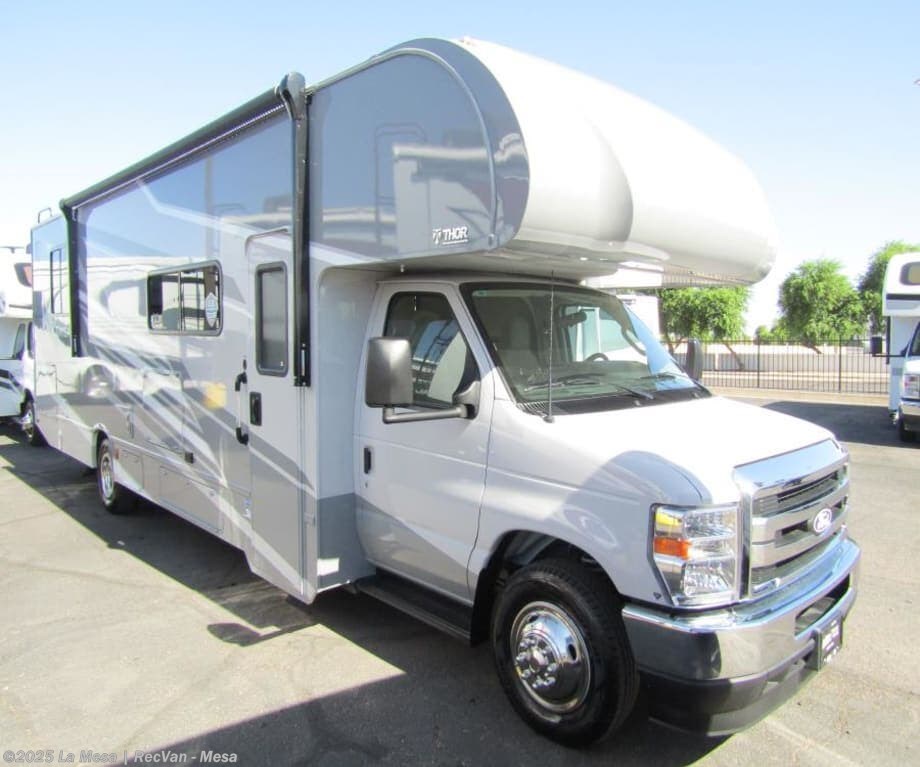 New 2026 Thor Motor Coach Chateau 31H available in Mesa, Arizona
