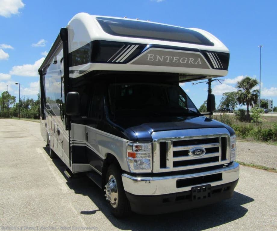 New 2025 Entegra Coach Odyssey 30Z-FBP available in West Sacramento, California
