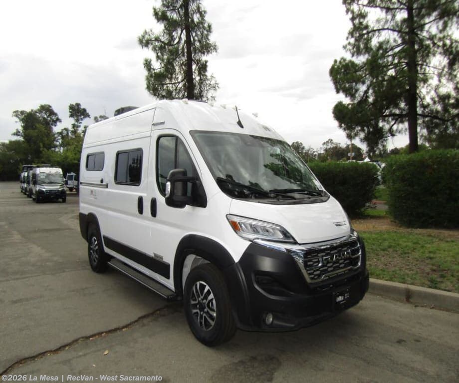 New 2026 Winnebago Solis Pocket BUT36A available in West Sacramento, California