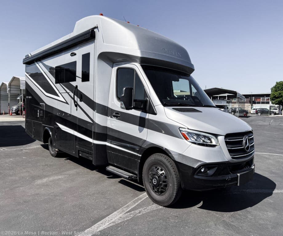 New 2027 Tiffin Wayfarer 25RW available in West Sacramento, California