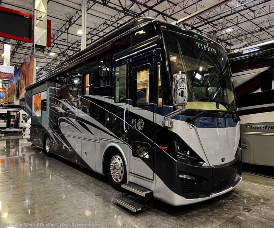 Used 2022 Tiffin Phaeton 36SH available in West Sacramento, California