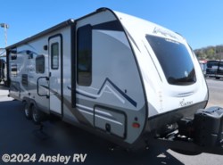 Used 2020 Coachmen Apex Ultra-Lite 245BHS available in Duncansville, Pennsylvania