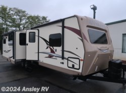 Used 2018 Forest River Rockwood Ultra Lite 2906WS available in Duncansville, Pennsylvania