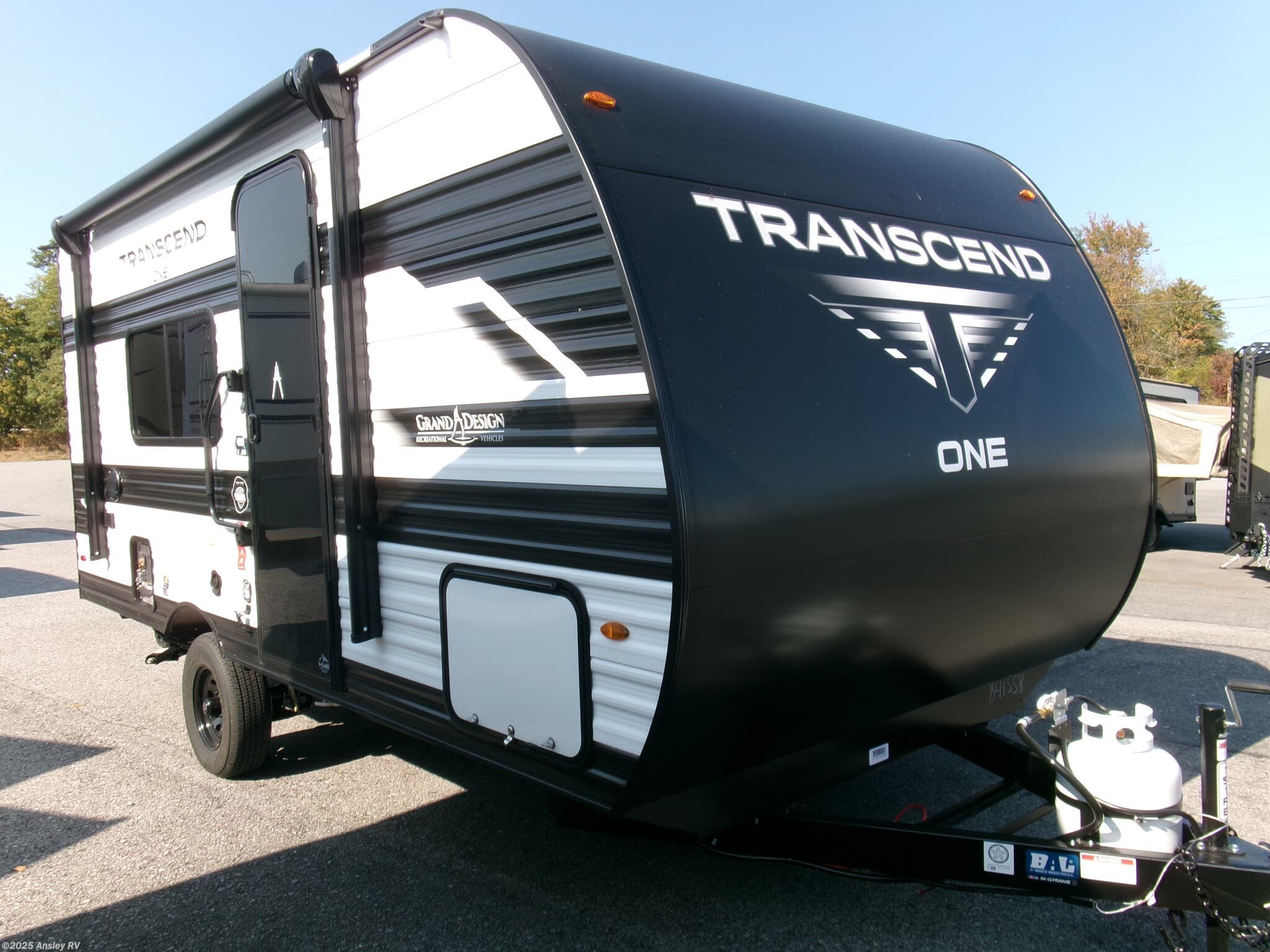 New 2026 Grand Design Transcend One 151RB available in Duncansville, Pennsylvania