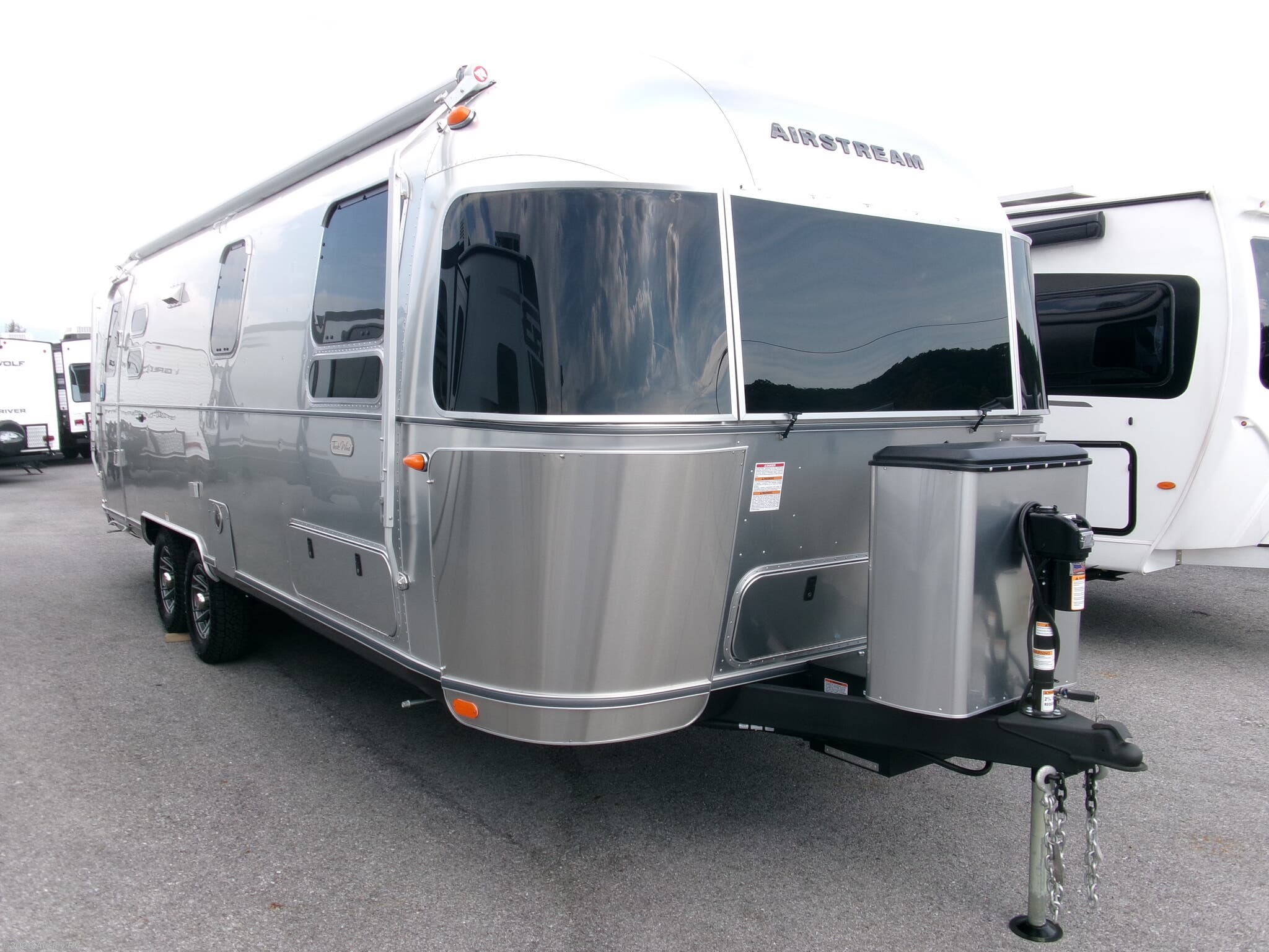 New 2027 Airstream Trade Wind 27FBT available in Duncansville, Pennsylvania